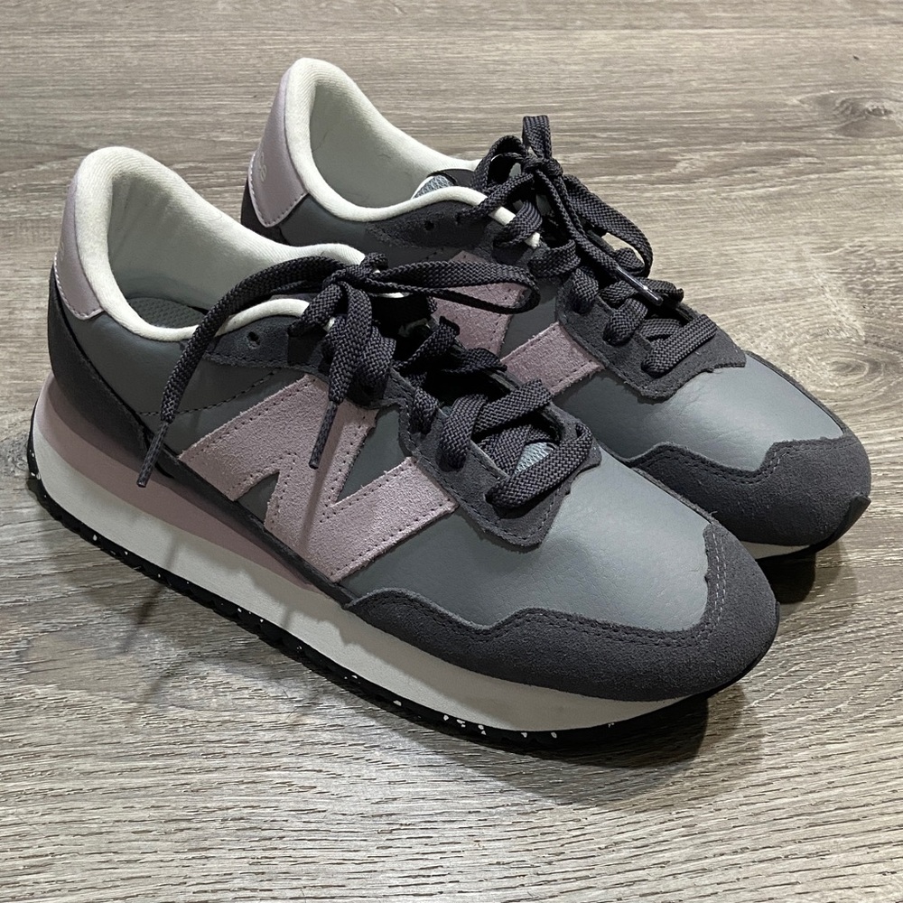 New Balance Women's Charcoal and Blush Sneakers